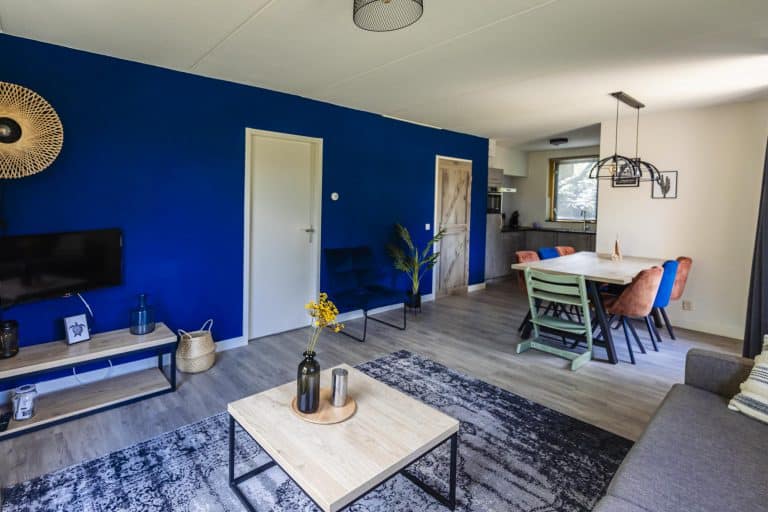 Ruime woonkamer - vakantiehuisje